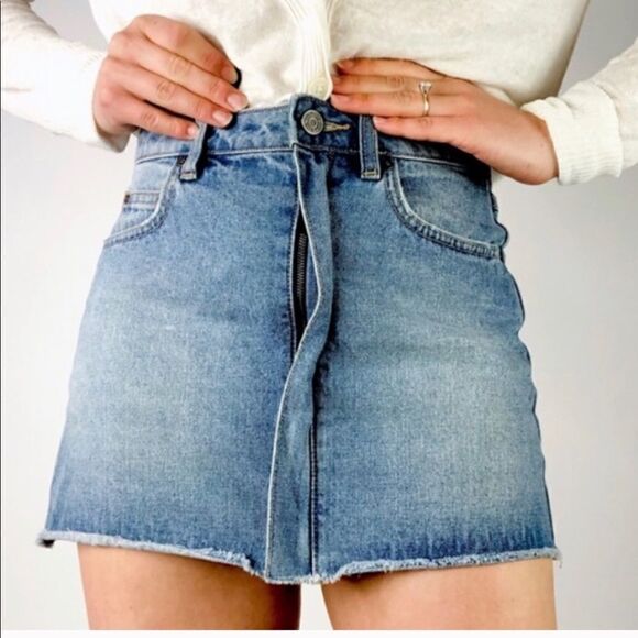 JOIE Denim Hayon Mini Skirt - Picture 3 of 11
